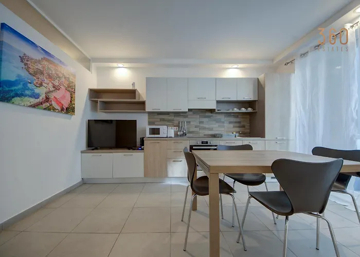 Apartman Comfortable And Well Located 3 Bedroom In Msida *