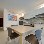 아파트 Comfortable And Well Located 3 Bedroom In Msida *