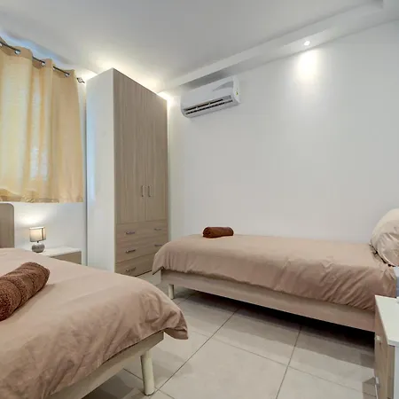 Comfortable And Well Located 3 Bedroom In Msida Lejlighed *