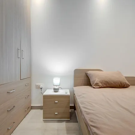 Comfortable And Well Located 3 Bedroom In Msida Msierah