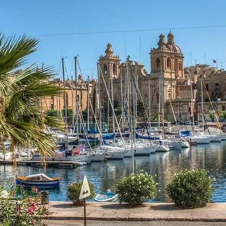 Comfortable And Well Located 3 Bedroom In Msida Апартаменты