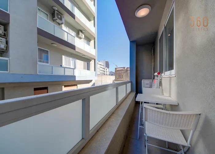 Comfortable And Well Located 3 Bedroom In Msida Apartament *