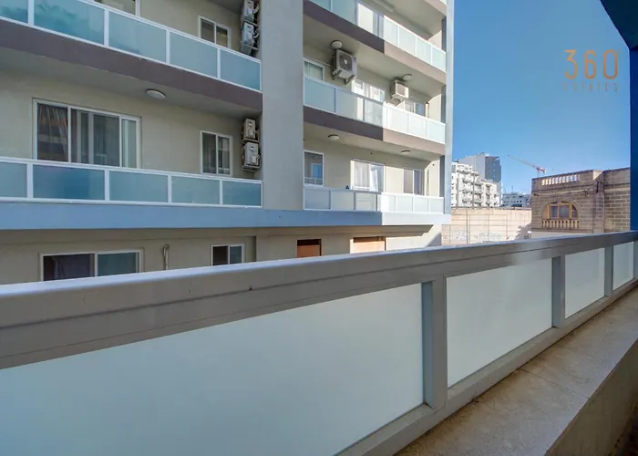 Lejlighed Comfortable And Well Located 3 Bedroom In Msida Msierah