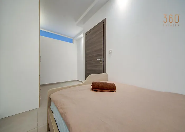 Lejlighed Comfortable And Well Located 3 Bedroom In Msida Msierah