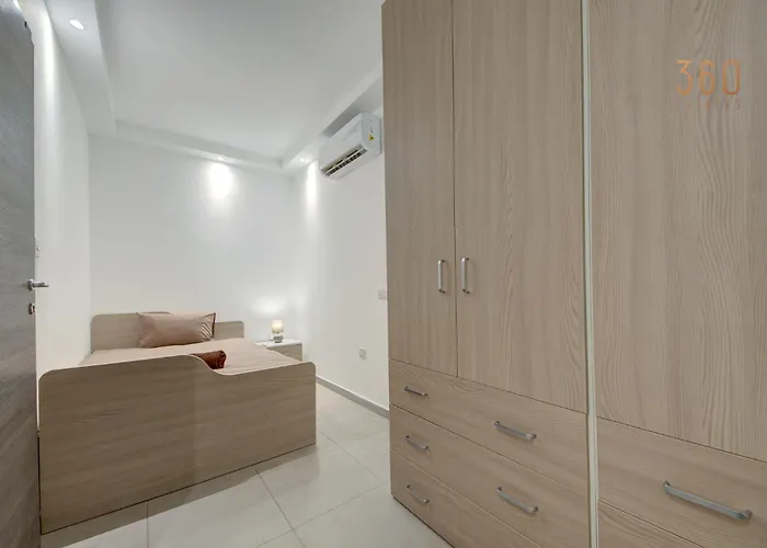 Comfortable And Well Located 3 Bedroom In Msida Appartement *