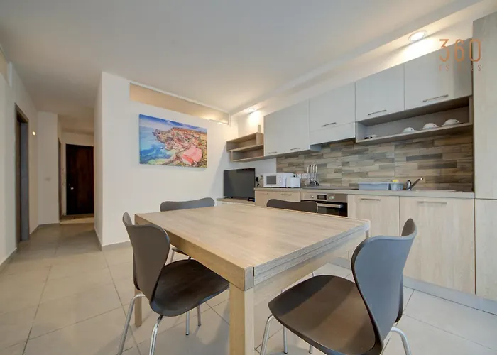 Lejlighed Comfortable And Well Located 3 Bedroom In Msida *