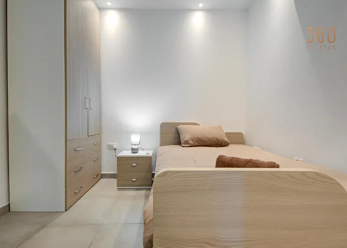 Comfortable And Well Located 3 Bedroom In Msida Apartament Msierah